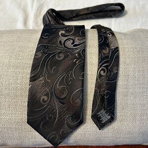 Stafford Essentials brown and tan paisley tie